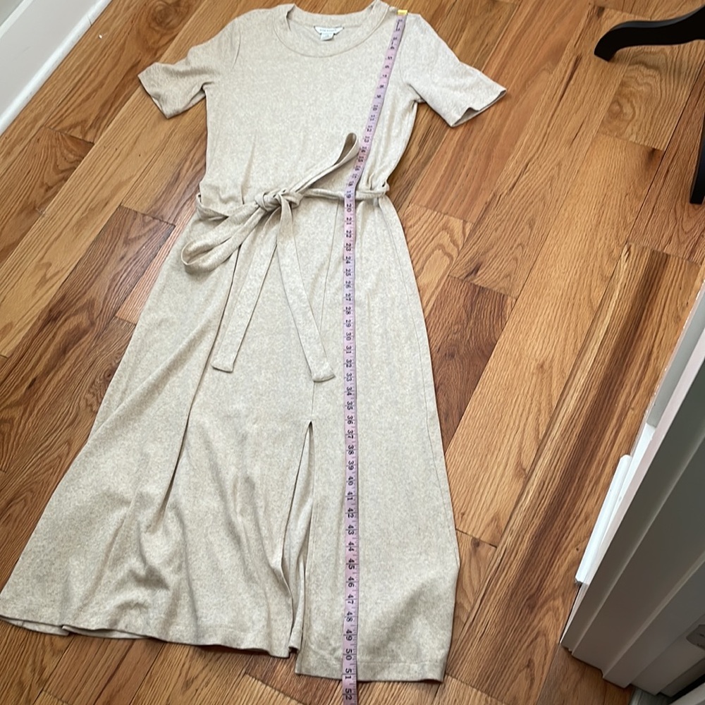Club Monaco Short Sleeve Rib-Knit Midi dress - Picture 10 of 12
